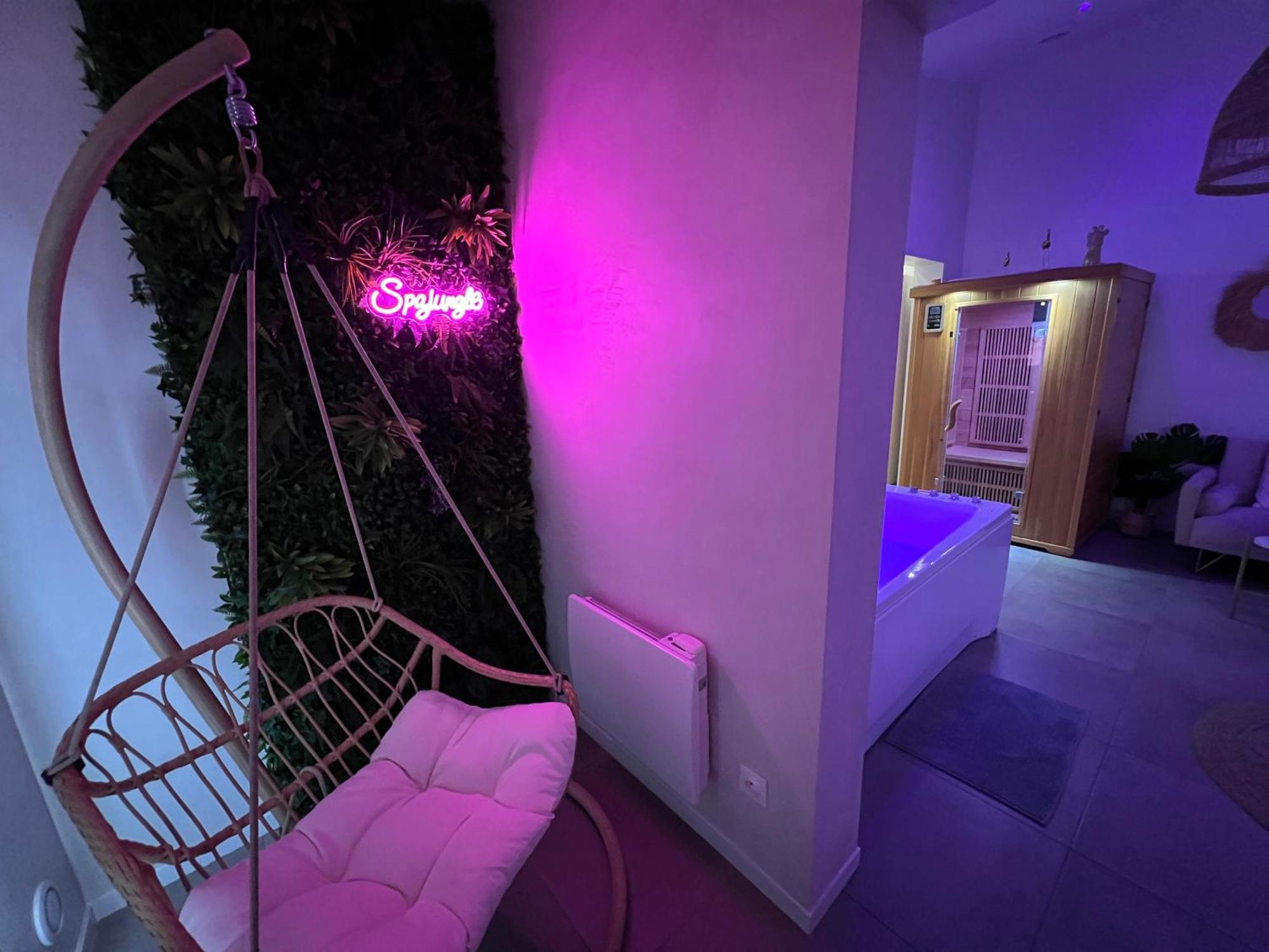 Spa Jungle Le Mesnil-Saint-Denis Экстерьер фото